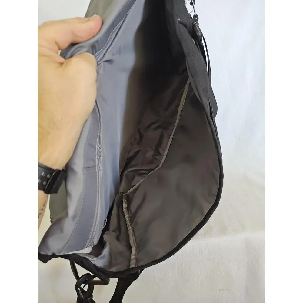 Nike Messenger Black Bag Laptop Bag Briefcase Vintage Travel TG0159-001 Balistic